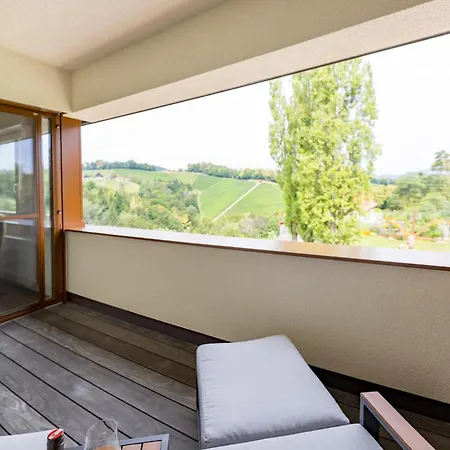 ファームステイ Weingut-wohlfuehlzimmer Adam-lieleg *