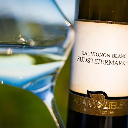 Gospodarstwo agroturystyczne Weingut-wohlfuehlzimmer Adam-lieleg