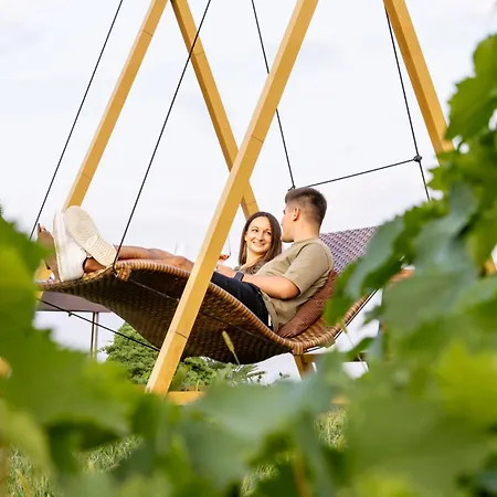 Weingut-wohlfuehlzimmer Adam-lieleg Farmház *