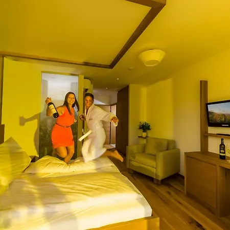 Weingut-wohlfuehlzimmer Adam-lieleg ロイトシャッハ