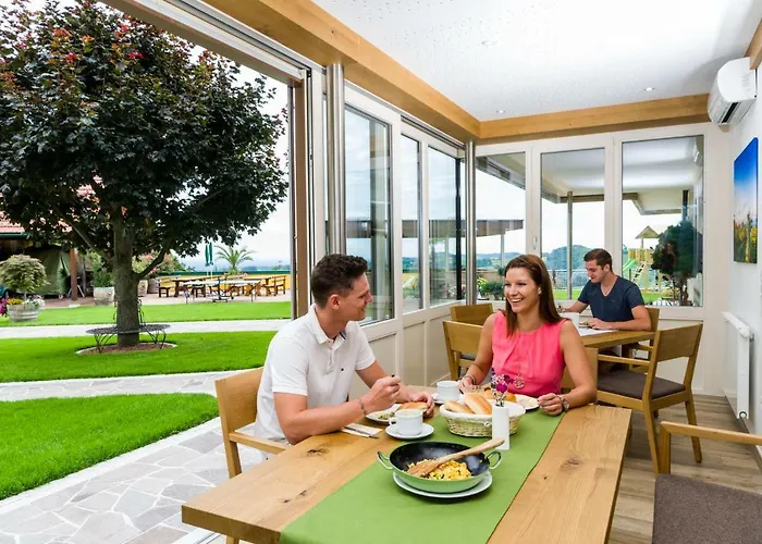 Bauernhof Weingut-wohlfühlzimmer Adam-lieleg *